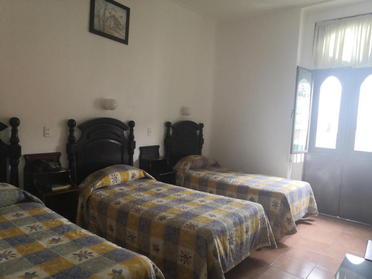 Hotel De Los Banos Pachuca Ngoại thất bức ảnh