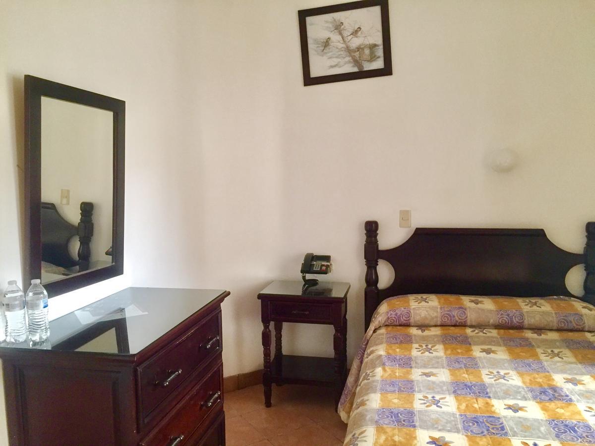 Hotel De Los Banos Pachuca Ngoại thất bức ảnh